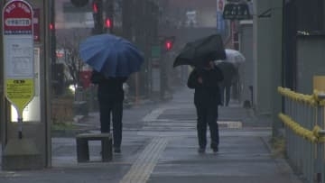 【太平洋側で荒れた天気】北海道内29日にかけ暴風に警戒を＿2つの低気圧が通過し荒天…通勤時間は横なぐりの雨〈太平洋側西部で最大瞬間風速35mとの予想も〉北海道