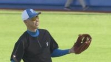 【ファイターズ】稀哲コーチが感じた"勝負の鬼"新庄監督「今まではチャレンジ期間はあったけど、全くない」