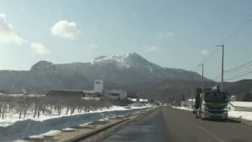 【有珠山噴火時の避難ルート整備】伊達市～壮瞥町を結ぶ国道453号「蟠渓道路」が開通！急カーブが解消され道幅も拡大＿避難・救援活動の向上に期待〈北海道〉