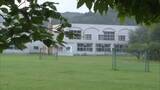 「【ヒグマ速報】夏休み中で児童に被害なし＿小学校の敷地内でクマの爪痕とふん発見＿グラウンドを一部閉鎖＿2学期に向けて警戒続く＜北海道函館市＞」の画像1