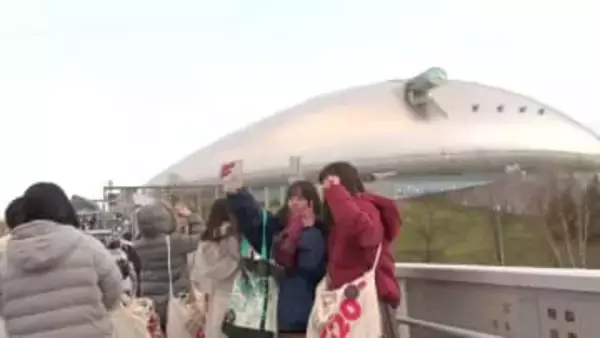 【いよいよ嵐がやってくる！】札幌からラストツアーがスタート…メンバーが食べたケーキやラーメン 訪れたゆかりの地はすでに興奮最高潮…チケットをゲットした熱烈ファンは早くも涙