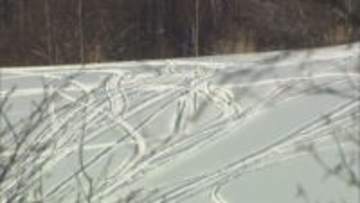 札幌市近郊の山林で“スノーバイク”同士が衝突―50代の男性2人を防災ヘリで搬送…現場周辺で複数人が雪上走行用バイクに乗っていた_北海道石狩市