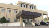 「70代同士で恋愛感情のもつれか…70代女性をストーカーした疑い_74歳男を逮捕_拒まれても自宅に押しかけ手紙投函_自宅付近をうろつく行為も_男「間違いありません」警察が詳しく事情聴く〈北海道〉」の画像1