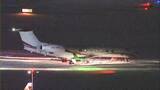 「【速報】新千歳空港でプライベートジェット機がオーバーラン＿滑走路を逸脱し雪の中で停止＿滑走路が閉鎖＿乗員乗客9人にケガはない模様＜北海道・新千歳空港＞」の画像1