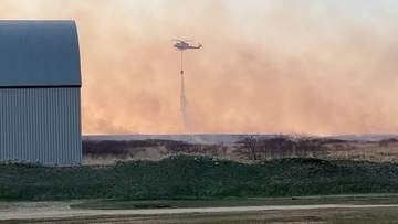 【最新】大規模な林野火災が発生し燃え広がる―北海道が自衛隊に"災害派遣要請"ヘリによる空中消火活動へ＜北海道根室市珸瑤瑁＞