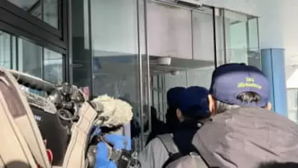 【速報】スキー場のエスカレーターで5歳男児が挟まれて窒息死…業務上過失致死の疑いで家宅捜索_事故当時は緊急自動停止装置が作動しておらず〈北海道小樽市〉