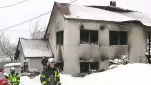 【未明の住宅火災】「家が燃えている…火が見える」焼け跡から“男性の遺体”住人の70代男性と連絡が取れず―警察は身元特定と原因を調査_北海道砂川市