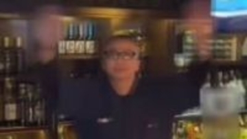 防犯カメラに行方不明の20代知人女性が映る〈大みそか夕方に自宅近くの店舗で買い物をする姿〉バーの壁で遺体となって見つかった女性か…警察が経営者の男を殺人容疑も視野に捜査_北海道日高町