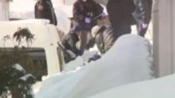 「人の足が見える」雪に埋まった高齢女性が救助されるも死亡～自宅屋根からの落雪に巻き込まれたか〈北海道旭川市〉