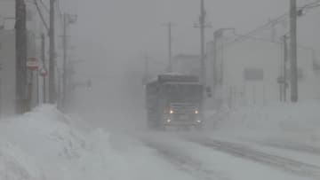 【猛吹雪に警戒を】日本海側や日高地方で強風“ホワイトアウト”も…えりも岬で最大瞬間風速34.3メートル―札幌は降雪20センチでデコボコ路面に〈北海道〉