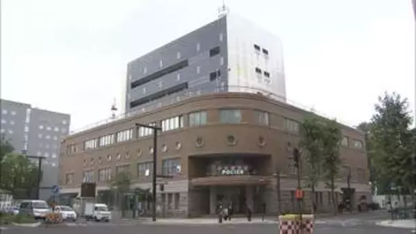 【ライトが消えた不審車】警察が職務質問すると酒のニオイが…基準値の2倍ほどのアルコール検出_自称・29歳の会社員を逮捕“無免許運転”も視野に捜査〈北海道札幌市〉