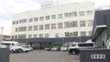 【変死体】豊平川の中州に倒れているうつぶせの男性…20代ぐらいで着衣あり…腐敗が進む…ズボンのポケットに現金入りの財布も…身元の確認急ぐ〈北海道札幌市〉