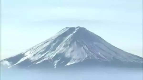 【新発見】大雨で富士山が『数センチ高くなる』北海道大学の解析で判明…山頂付近は「隆起」麓は雨水の重さで「沈降」…噴火の前兆との見極めで『予知』のカギに