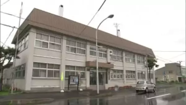 男性5人乗せて飲酒運転「警察も夜中ならいないだろうと…」酒気帯び運転の疑いで自称48歳男を現行犯逮捕＿呼気から基準値の4倍超のアルコール検出…警察が飲酒の経緯など調べる〈北海道長万部町〉