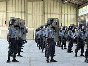 「罪を犯した人たちを変えていく力になりたい」新任刑務官が集合研修の成果を披露＿息の合った集団行動と真剣な表情を見せた警備訓練…3日後には道内7施設でそれぞれの任務に〈北海道〉