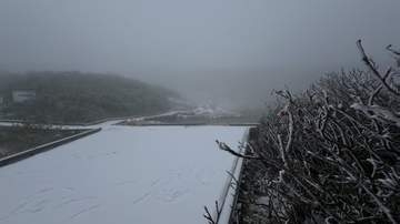 全国で一番乗り！旭岳で”初冠雪”黒岳では初雪を観測！大雪山系で冬の便り続々〈北海道〉