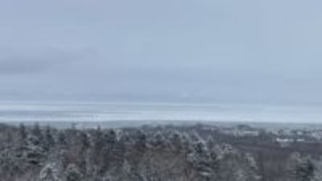 寒波の影響か…流氷が平年よリ早く接岸_北海道網走市で正午すぎに「流氷接岸初日」を観測_海が真っ白な流氷に覆いつくされる＜北海道網走市＞