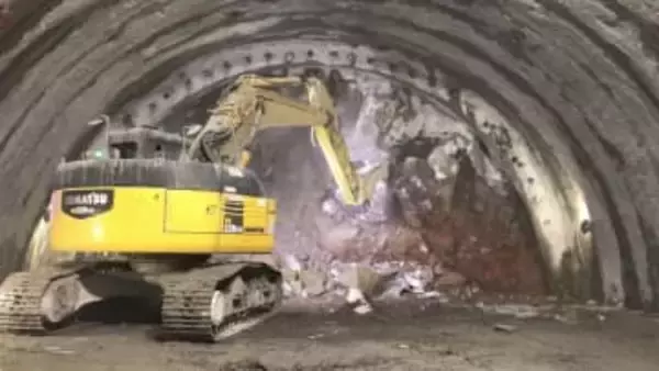 【北海道新幹線・札幌延伸】工期遅れで事業費“1兆円超増加”資材の高騰や重機レンタル代など事業費3兆円台半ばまで膨らむ見込み＿地元自治体の負担増で反発が懸念