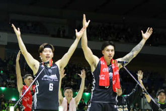 【レバンガ北海道】2点差の接戦を制し8季ぶり5連勝！平日ナイターに5200人 菊地が守備で流れ変え逆転勝ち―ドワイト・ラモスは20得点 富永は徹底マークされながらも11得点