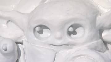 高さ10ｍ超のスター・ウォーズ雪像が登場へ！2026年開催の第76回「さっぽろ雪まつり」で映画『スター・ウォーズ／マンダロリアン・アンド・グローグー』を記念した巨大雪像が登場＜北海道札幌市＞