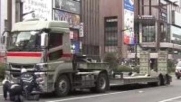 【速報】横断歩道渡っていた高齢女性が大型トレーラーにはねられ重体→意識不明で病院へ搬送…警察が50代男性運転手から事情聴く―現場は“ススキノ交差点”〈北海道札幌市〉