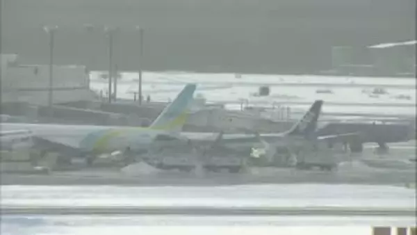 【最新】新千歳空港で120便欠航相次ぐ_悪天候の影響…羽田便は到着・出発合わせて23便が運休〈北海道New Chitose Airport〉