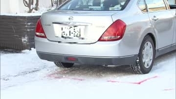 【続報】83歳夫が運転する乗用車にひかれ意識不明の重体となっていた83歳妻が死亡＿夫を過失運転致傷で現行犯逮捕「音がしたけど何だろうと思ったままバックしてしまった」後方不注意が原因か＜北海道札幌市＞