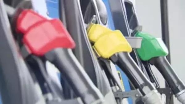 再びガソリン値上げに…"暫定税率廃止"の効果も帳消しか「恩恵を受けている気がしない」赤沢経産相は価格上昇を抑えるための備蓄放出を否定