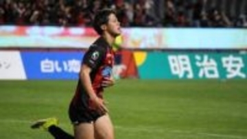 【コンサドーレ】大森真吾「いつの間にか前に来たので…」DF家泉怜依の”パワープレー”が奏功！「ドキドキしないメリーゴーランドもジェットコースターも僕らは持っています」指揮官も大興奮の劇的勝利