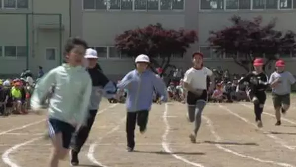 「フレー！フレー！」札幌市内の小学校14校で“運動会”開催―天候に恵まれ子どもたちの元気な声が響く_ソーラン節や短距離走で日頃の成果を披露…30日には市内145校でも実施予定〈北海道〉