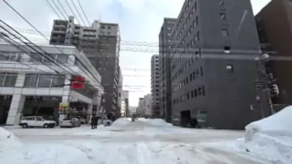 【なぜ？歩行者用信号機が少ない交差点の謎】サツエキ周辺の「校区」なのに歩行者用信号機があったりなかったり…”昭和50年代”の整備計画が背景に_小学校の要望で急きょ”4か所”設置した交差点も〈札幌市〉