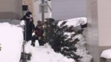 【落雪事故】札幌市で雪下ろし中に3人が落雪に巻き込まれ1人死亡…当時の気温はプラス2.9℃で雪解け進んでいたか―週末には記録的暖気が予想され落雪に一層注意〈北海道〉