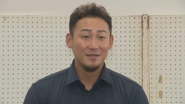 【ファイターズ】中田翔"サプライズ"古巣キャンプ訪問・西川遥輝にエール