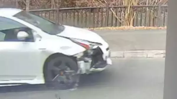 【ひき逃げ事件】所有者はどこに？女性をはねたとみられる“白い乗用車”警察が押収～前部大破のまま放置…他の当て逃げ事件も起こしたか〈北海道千歳市〉