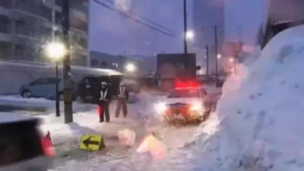 【地面から“不発弾”？】住宅の解体工事現場から長さ約25センチ・直径約10センチの「不発弾のようなもの」が見つかる…一時周辺住民に避難呼びかけ〈札幌市厚別区〉