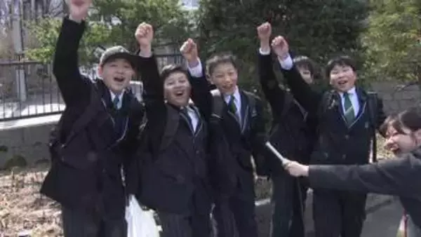 札幌市内97校で中学入学式「ワクワクしてます」「がんばるぞ！」約1万4400人の新入生が新たな一歩踏み出す〈北海道〉