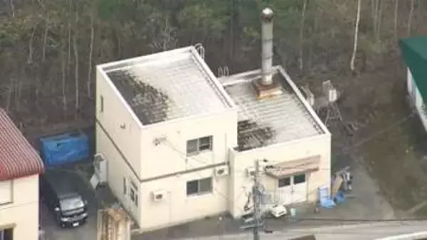 旭山動物園の焼却炉に30代妻の遺体を遺棄か…動物園勤務の市の男性職員に警察が任意で事情聴取…園内では防護服着た捜査員が焼却炉など調べる＜北海道旭川市＞