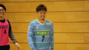 【フットサル】降格から2シーズンでF1復帰を決めたエスポラーダ北海道がファン感謝祭　室田キャプテン「“F1で点を取れなくなったよね”と言われないように」