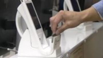 【マイナ保険証へ移行を】従来の健康保険証が使えるのは1日まで…マイナ保険証の利用率は4割以下「子どもの分作らないと」約7800万人が切り替え必要〈北海道〉