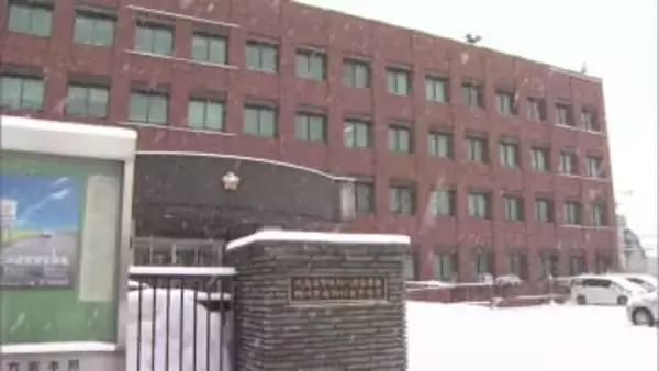 【また外国人がバックカントリー】旭岳でオランダ人男性が転倒し右肩脱臼の“ケガ”一緒にいたオーストラリア人女性が警察に110番通報…自力でロープウェイ駅まで下山し救助隊と合流_北海道東川町