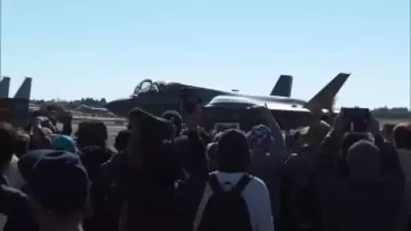 迫力のフライトを披露　お目当ては「F-35B」新田原基地エアフェスタ2025