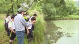 「「駆除活動に参加したい」延岡市の中学生が家田湿原で学習　絶滅危惧種を守る大切さを学び、未来へつなぐ」の画像1
