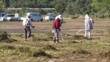 「気持ちよく来てほしい」日南地区建設業協会がきたごう産業まつりをまえに草刈り