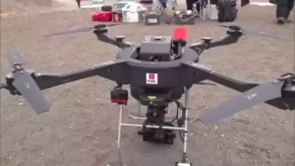 ハイブリッドドローン　被災状況確認する実証実験