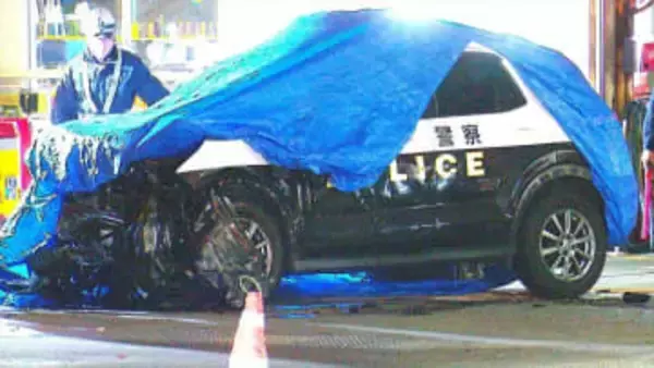 事故当時、パトカーの進行方向は赤　緊急走行中に乗用車と衝突　70代男女と男性巡査が重軽傷　山梨