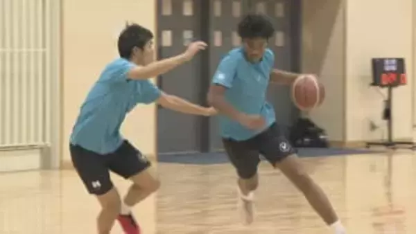 「目標はメインコート」高校バスケ男子・ウインターカップに初出場　山梨学院の挑戦