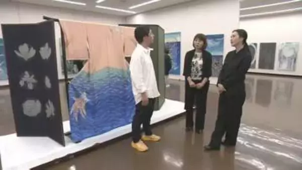 親子4人の芸術作品を集めた展示会　ろうけつ染めや写真、絵画などおよそ60点　山梨県立美術館