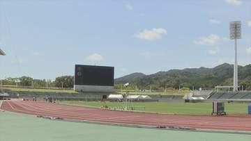 全日本中学校陸上選手権・リレー　生徒4人が出場できず　顧問がエントリー用紙を締め切り8分後に提出、欠場扱い　学校側はあす、保護者らに説明へ　山梨