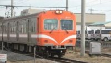 「ローカル感が何とも言えない」全長9.2キロ、10駅のローカル私鉄“岳南電車”の魅力　沿線のご当地グルメやソウルフードも