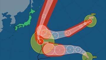 【台風情報】トリプル台風　熱帯低気圧bが台風29号に発達　大型で非常に強い台風27号、非常に強い28号の進路は？　【進路予想・雨と風のシミュレーション】